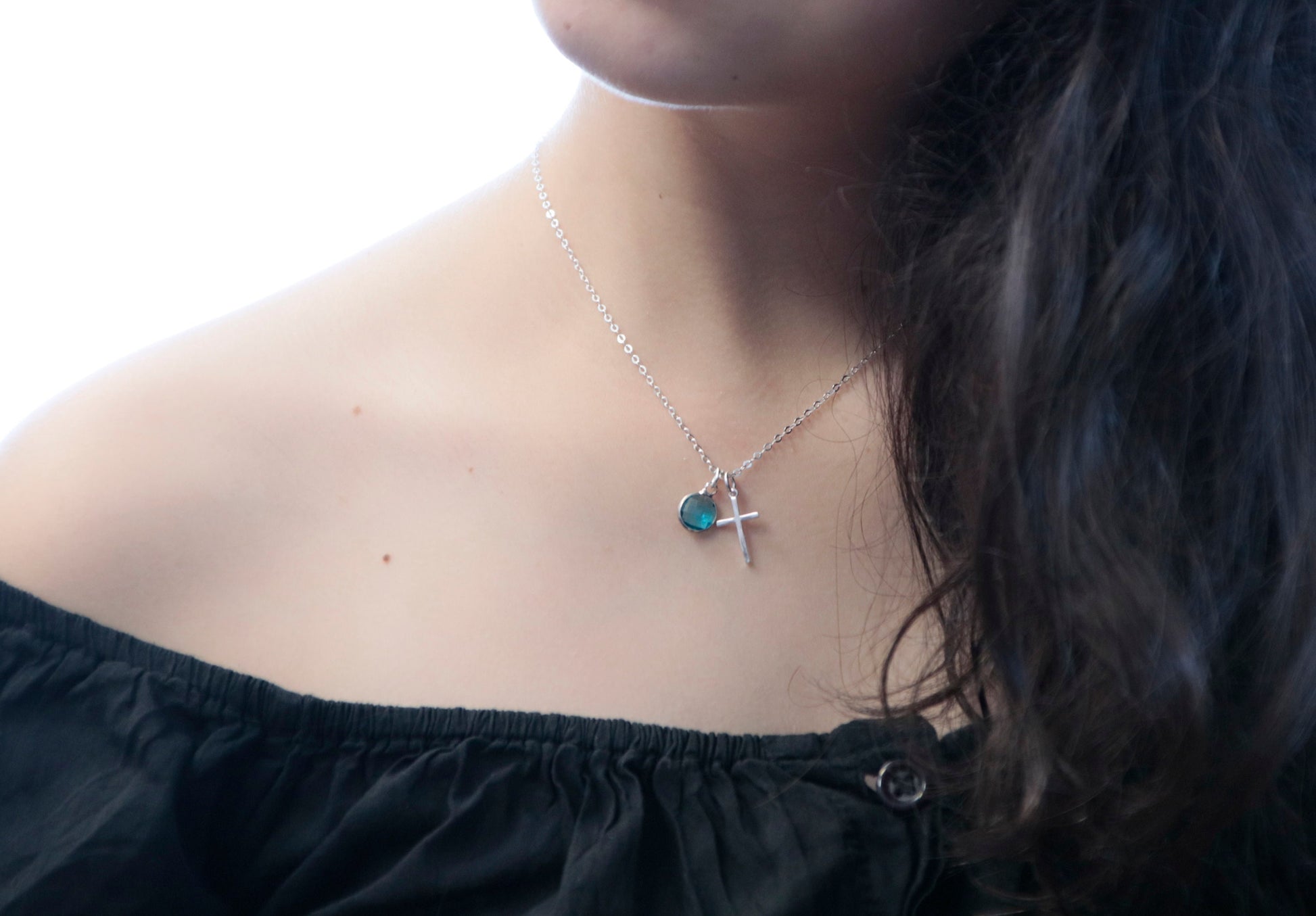 Joshua 1:9 Be Strong and Courageous Bible Verse Necklace, Religious Gifts for Women, Christian jewelry, Cross Necklace